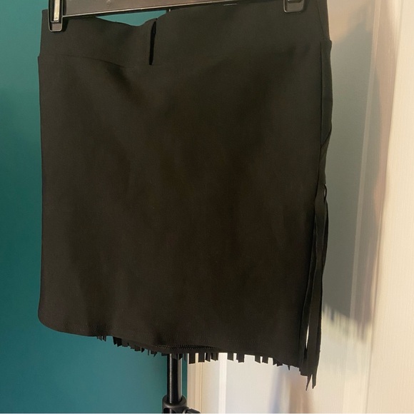 Fringe mini skirt - Picture 5 of 5